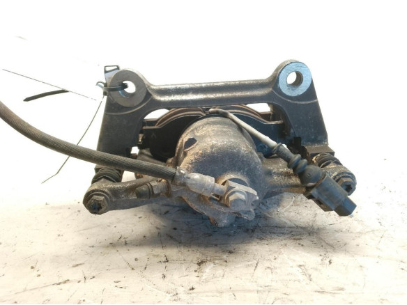 8V0615124  PINZA DEL DER SEAT ATECA (KH7)|Desguaces La Cabaña