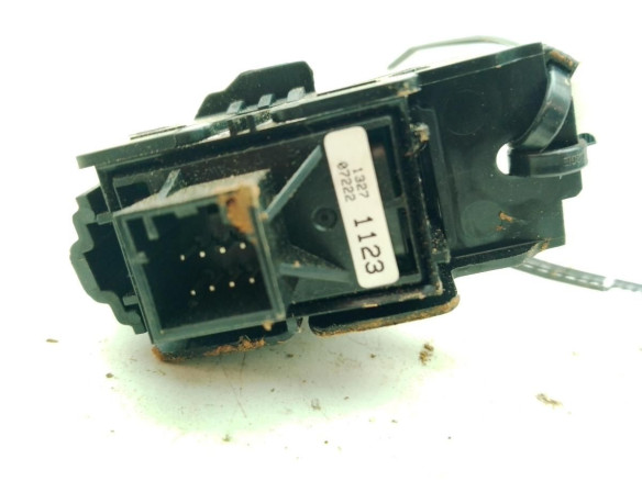 13271123 INTERRUPTOR FRENO MANO ELECTRICO OPEL INSIGNIA A Sports Tourer (G09)|Desguaces La Cabaña