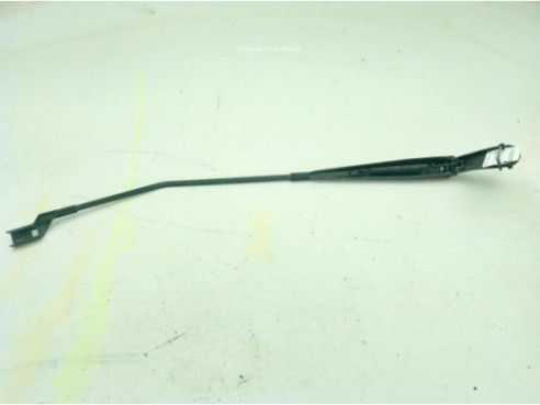 9673292080 BRAZO LIMPIAPARABRISAS DEL IZQ CITROEN C3 III (SX)|Desguaces La Cabaña