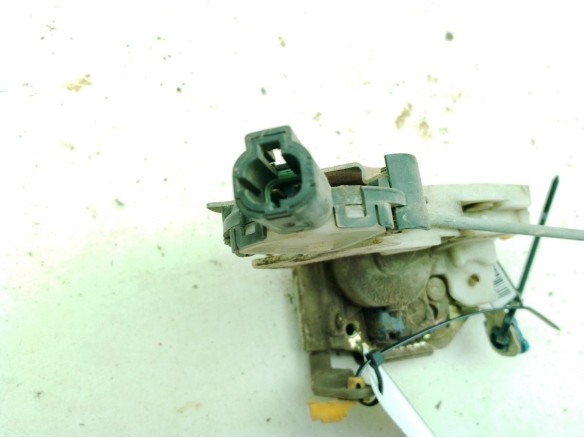 CERRADURA PUERTA LAT DEL IZQ FORD MAVERICK (UDS, UNS)|Desguaces La Cabaña