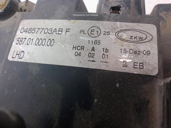 04857703ABF FARO IZQUIERDO CHRYSLER VOYAGER IV (RG, RS)|Desguaces La Cabaña
