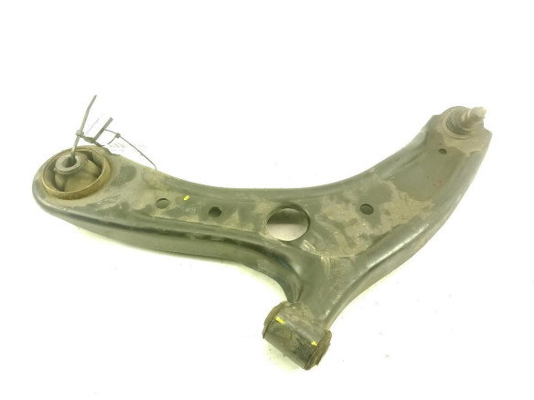 BRAZO SUSPENSION DEL IZQ INF KIA STONIC (YB)|Desguaces La Cabaña