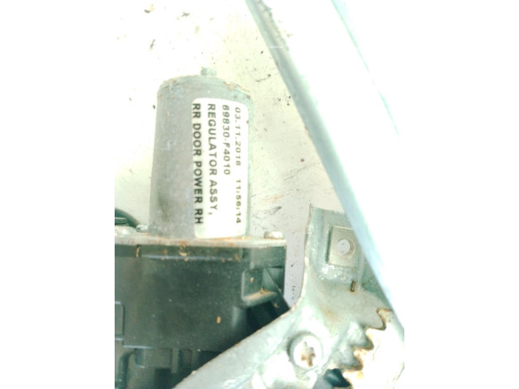 69830F4010 ELEVALUNAS PUERTA LAT TRA DER TOYOTA C-HR (_X1_)|Desguaces La Cabaña
