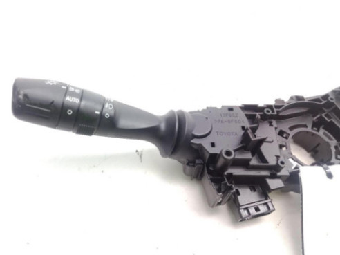 0272017F852 MANDO COMPLETO TOYOTA AURIS (_E18_)|Desguaces La Cabaña