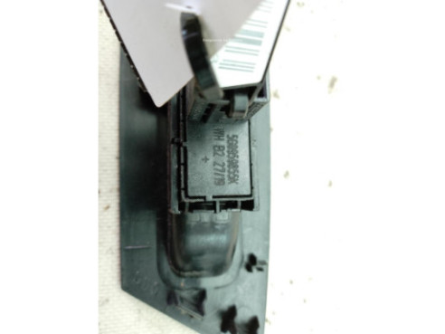 5G0959855K MANDO ELEVALUNAS PUERTA LAT DEL DER SKODA KODIAQ (NS7)|Desguaces La Cabaña