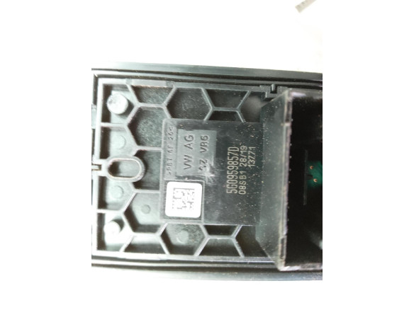 5G09598570 MANDO ELEVALUNAS PUERTA LAT DEL IZQ SKODA KODIAQ (NS7)|Desguaces La Cabaña