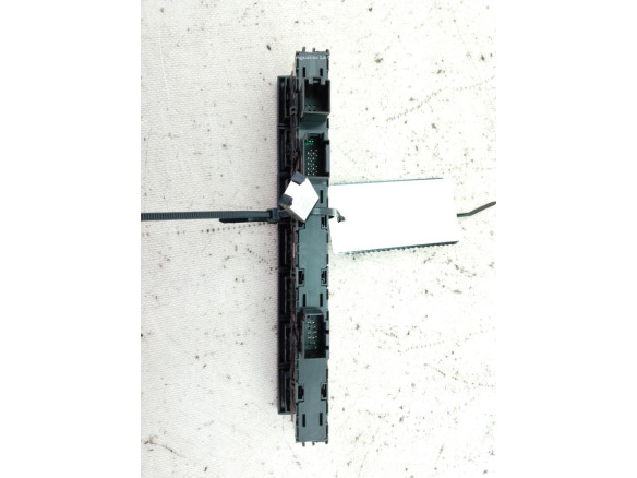 565927132AK INTERRUPTOR WARNING SKODA KODIAQ (NS7)|Desguaces La Cabaña