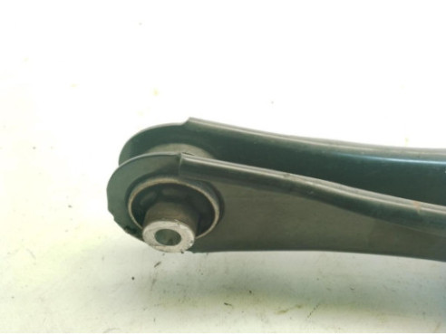 BRAZO SUSPENSION TRASERO DERECHO INFERIOR CENTRAL|Desguaces La Cabaña 2