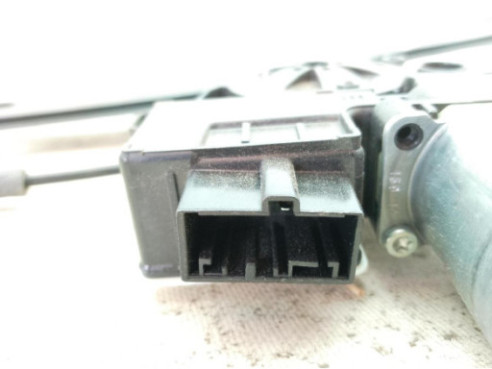 565839462A  ELEVALUNAS PUERTA LAT TRA DER SKODA KODIAQ (NS7)|Desguaces La Cabaña