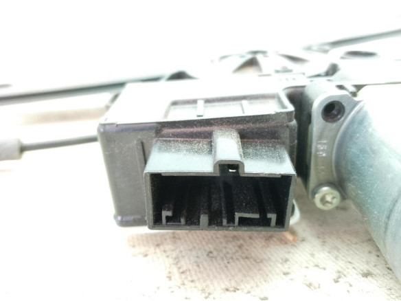 565839462A  ELEVALUNAS PUERTA LAT TRA DER SKODA KODIAQ (NS7)|Desguaces La Cabaña
