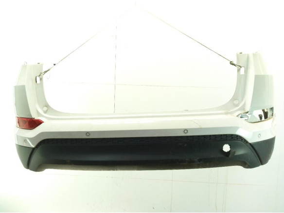 86611D7000 PARAGOLPES TRA HYUNDAI TUCSON (TL)|Desguaces La Cabaña