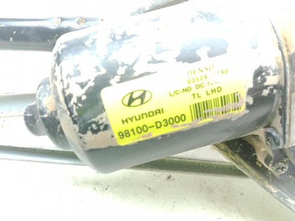 98100D3000 MOTOR LIMPIAPARABRISAS DEL HYUNDAI TUCSON (TL)|Desguaces La Cabaña