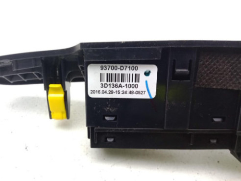 93700D7100 INTERRUPTOR WARNING HYUNDAI TUCSON (TL)|Desguaces La Cabaña