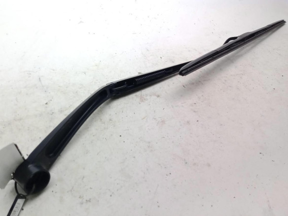 98311D7000 BRAZO LIMPIAPARABRISAS DEL IZQ HYUNDAI TUCSON (TL)|Desguaces La Cabaña