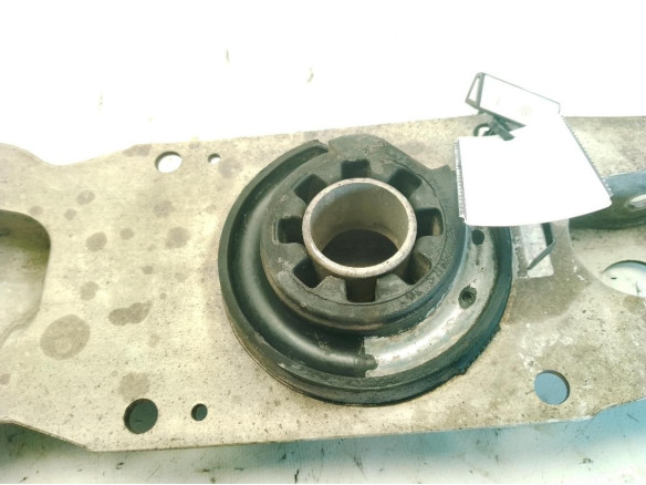 A1773521700  BRAZO SUSPENSION TRA IZQ INF MERCEDES BENZ CLASE A (W176)|Desguaces La Cabaña