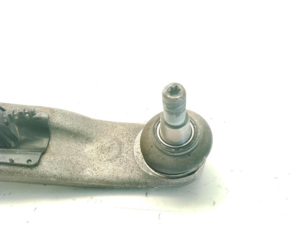A2463304700  BRAZO SUSPENSION DEL IZQ INF MERCEDES BENZ CLASE A (W176)|Desguaces La Cabaña