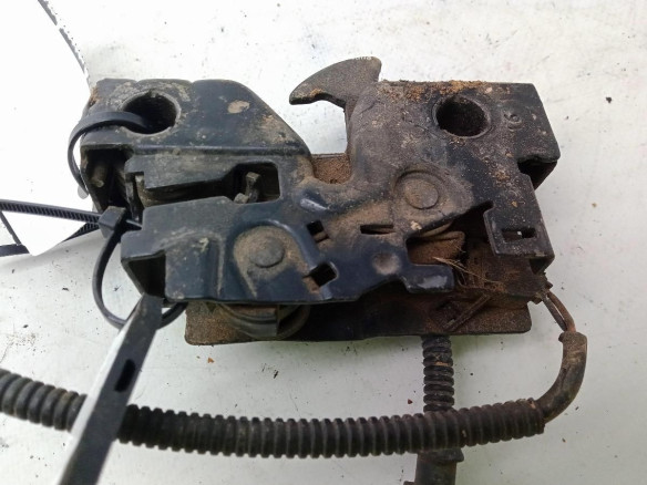 2K5823509E  CERRADURA CAPO VW TOURAN (1T3)|Desguaces La Cabaña
