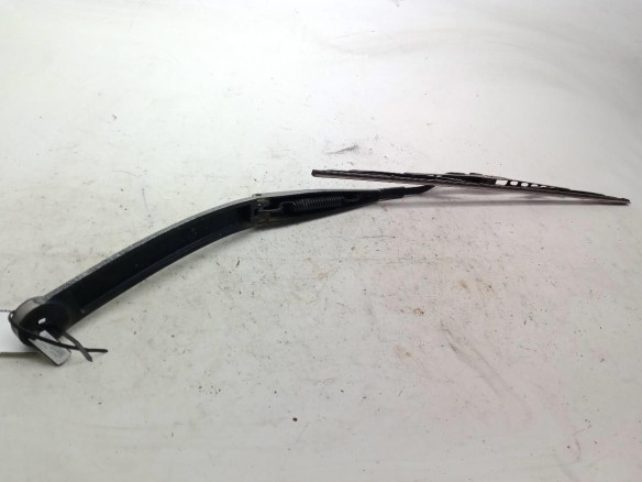 BRAZO LIMPIAPARABRISAS DEL IZQ HYUNDAI H350 Furgón|Desguaces La Cabaña