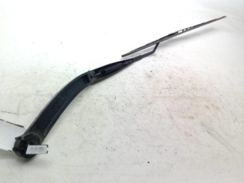 BRAZO LIMPIAPARABRISAS DEL DER HYUNDAI H350 Furgón|Desguaces La Cabaña