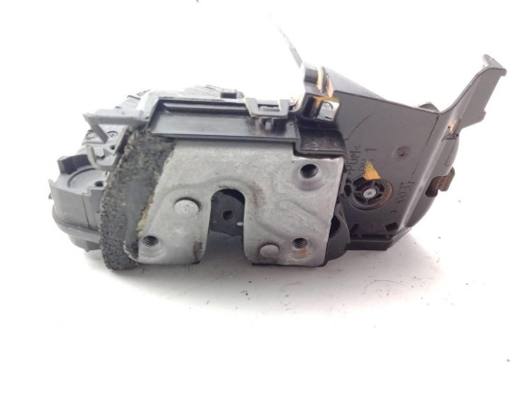 93457081 CERRADURA PUERTA LAT DEL DER NISSAN NV300 Furgón (X82)|Desguaces La Cabaña