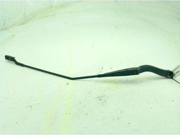 97036203 BRAZO LIMPIAPARABRISAS DEL DER NISSAN NV300 Furgón (X82)|Desguaces La Cabaña