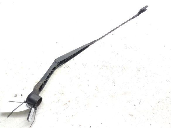 288866PE0A  BRAZO LIMPIAPARABRISAS DEL DER NISSAN JUKE (F16)|Desguaces La Cabaña