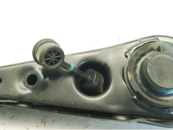55210D3050  BRAZO SUSPENSION TRA IZQ INF CENTRAL HYUNDAI TUCSON (TL)|Desguaces La Cabaña