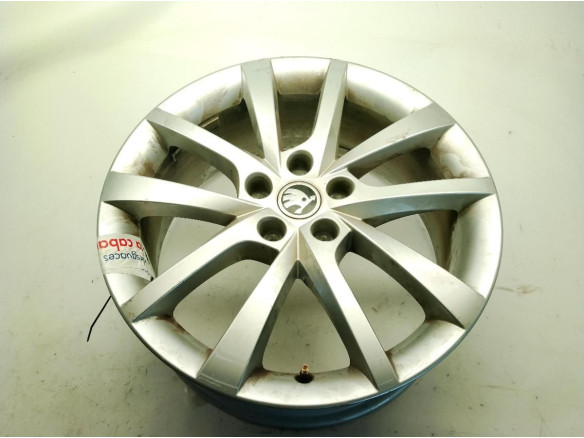 565601025D LLANTA ALUMINIO 4 SKODA KODIAQ (NS7)|Desguaces La Cabaña