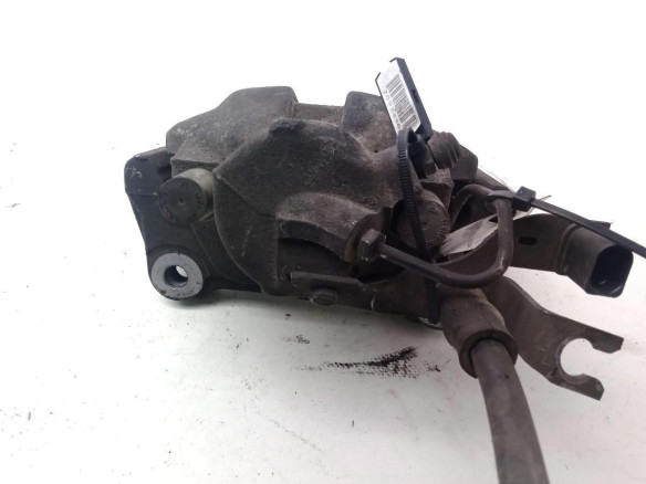 PINZA DEL IZQ AUDI A4 Avant (8E5, B6)|Desguaces La Cabaña