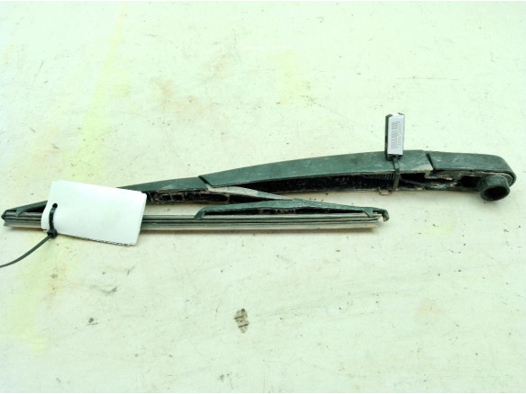 287814EA0A  BRAZO LIMPIAPARABRISAS TRA PORTÓN NISSAN JUKE (F16)|Desguaces La Cabaña