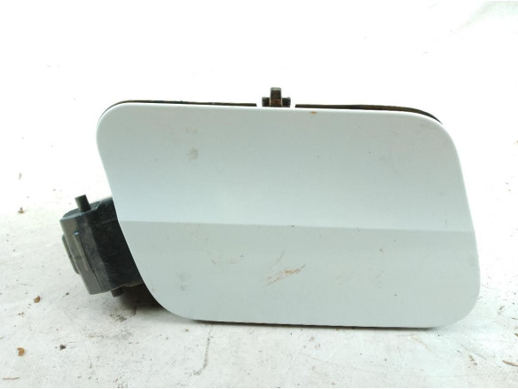 13364558  TAPA COMBUSTIBLE PEUGEOT 3008 SUV (M_)|Desguaces La Cabaña