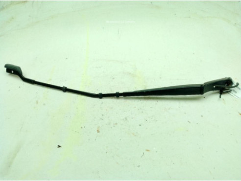 97036203 BRAZO LIMPIAPARABRISAS DEL DER PEUGEOT 3008 SUV (M_)|Desguaces La Cabaña