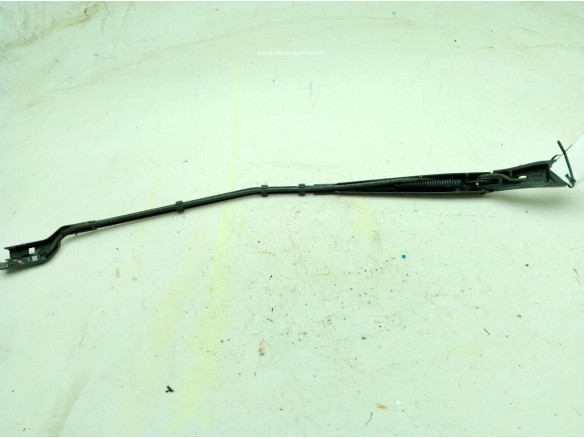 97036203 BRAZO LIMPIAPARABRISAS DEL DER PEUGEOT 3008 SUV (M_)|Desguaces La Cabaña