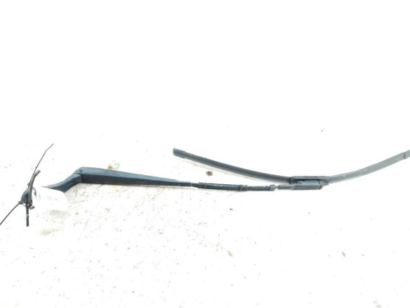BRAZO LIMPIAPARABRISAS DEL DER VW CRAFTER 30-50 Furgón (2E_)|Desguaces La Cabaña