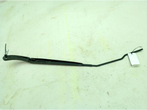 288861068R BRAZO LIMPIAPARABRISAS DEL DER RENAULT MEGANE IV Grandtour (K9A/M_)|Desguaces La Cabaña