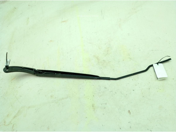 288861068R BRAZO LIMPIAPARABRISAS DEL DER RENAULT MEGANE IV Grandtour (K9A/M_)|Desguaces La Cabaña
