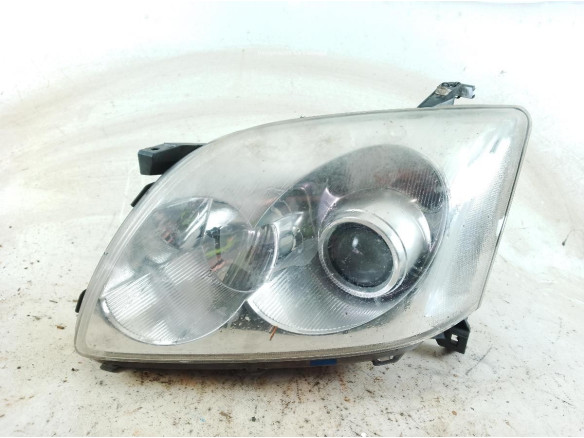 FARO IZQUIERDO TOYOTA AVENSIS Sedán (_T25_)|Desguaces La Cabaña