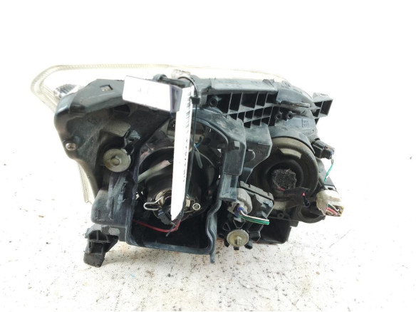 FARO IZQUIERDO TOYOTA AVENSIS Sedán (_T25_)|Desguaces La Cabaña