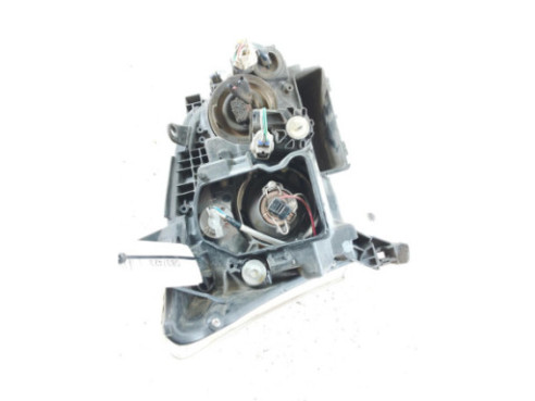 FARO IZQUIERDO TOYOTA AVENSIS Sedán (_T25_)|Desguaces La Cabaña