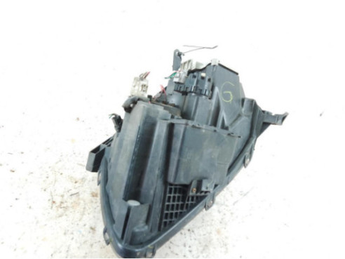 FARO DERECHO TOYOTA AVENSIS Sedán (_T25_)|Desguaces La Cabaña