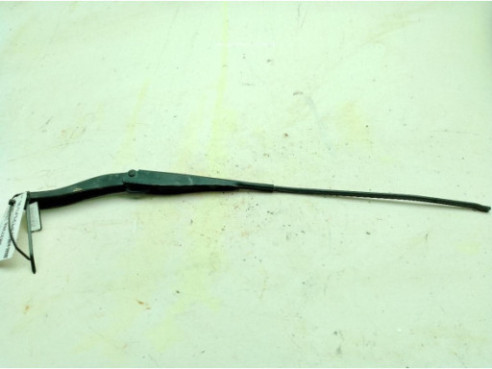 288865045R BRAZO LIMPIAPARABRISAS DEL IZQ DACIA SANDERO II|Desguaces La Cabaña