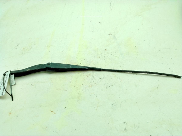 288865045R BRAZO LIMPIAPARABRISAS DEL IZQ DACIA SANDERO II|Desguaces La Cabaña