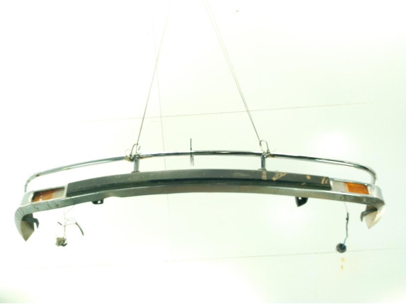 PARAGOLPES DEL RENAULT 12 Variable (117_)|Desguaces La Cabaña