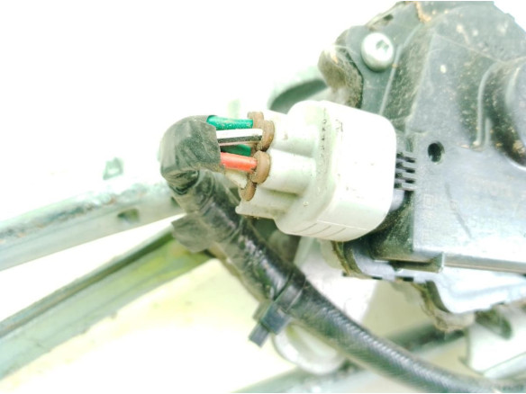 8511076030 MOTOR LIMPIAPARABRISAS DEL LEXUS CT (ZWA10_)|Desguaces La Cabaña