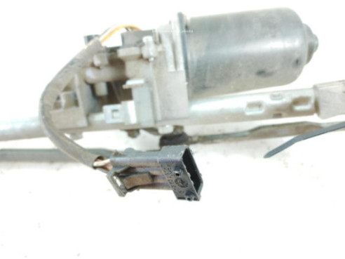MOTOR LIMPIAPARABRISAS DEL OPEL VECTRA C GTS (Z02)|Desguaces La Cabaña