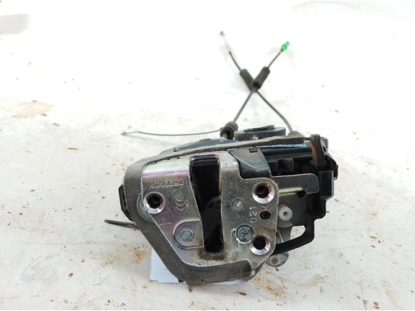 6906033131  CERRADURA PUERTA LAT TRA IZQ LEXUS CT (ZWA10_)|Desguaces La Cabaña