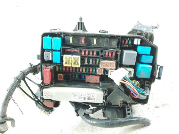 8264175080 CAJA FUSIBLES EXTERIOR (BSM) LEXUS CT (ZWA10_)|Desguaces La Cabaña