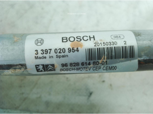 9682861480 MOTOR LIMPIAPARABRISAS DEL PEUGEOT PARTNER Furgón|Desguaces La Cabaña