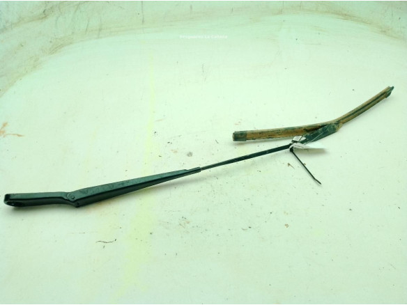 745395906 BRAZO LIMPIAPARABRISAS DEL DER BMW 1 (F40)|Desguaces La Cabaña