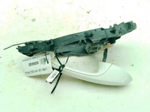 988177703 MANILLA PUERTA LAT TRA IZQ EXT BMW 1 (F40)|Desguaces La Cabaña